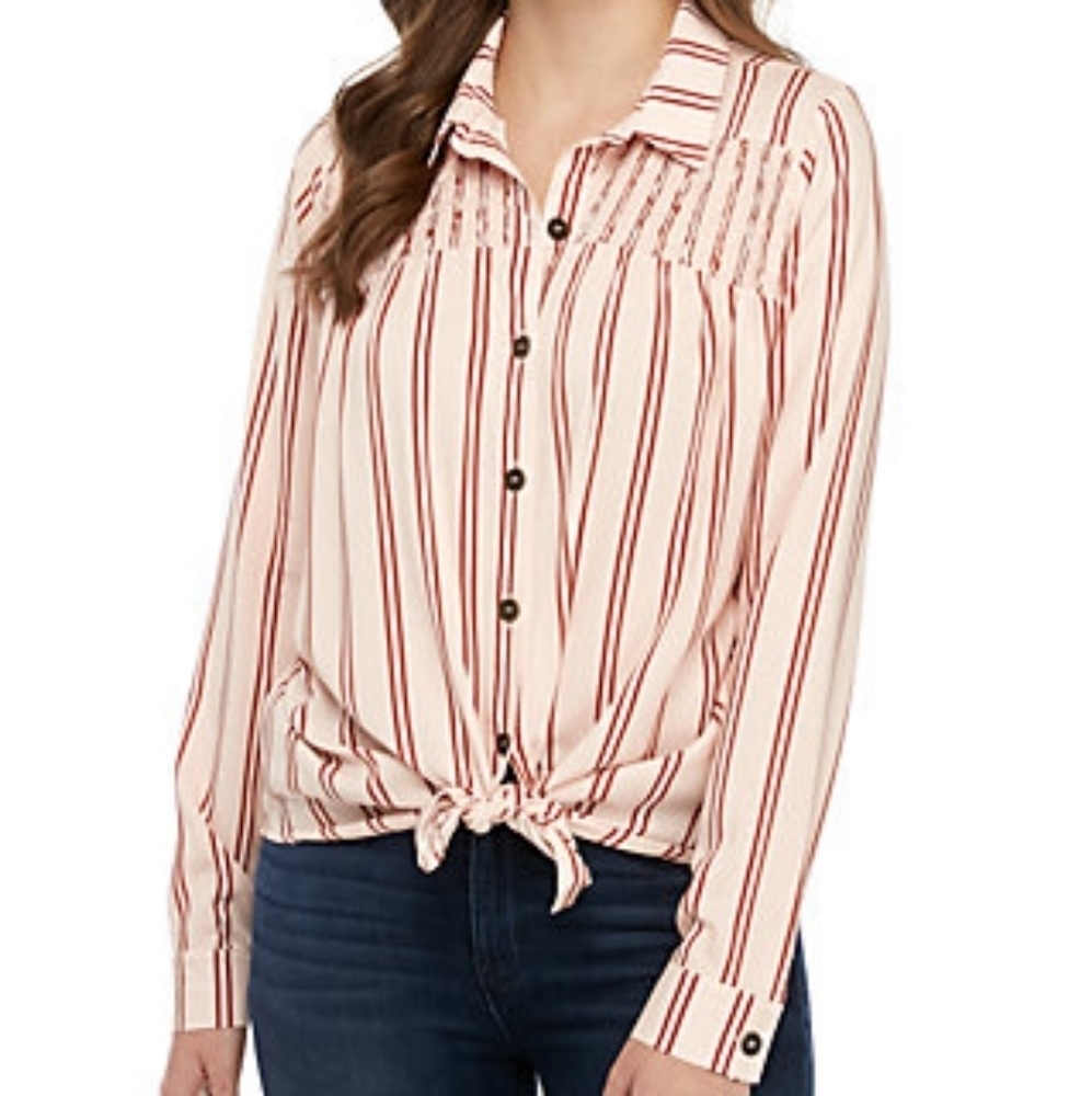 NWT‎ Taylor & Sage Long Sleeve Button Front Blouse